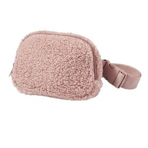 ❗️6/$25❗️Ulta Pink Sherpa Belt Bag